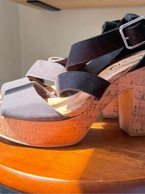 American Eagle Outfitters Black Strappy Cork-Platform Sandals